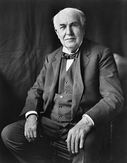 Thomas Edison suunnilleen vuonna 1922.