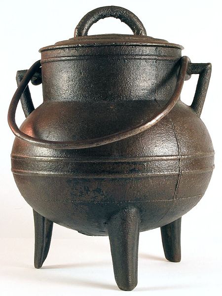 File:Ancient iron pot.JPG