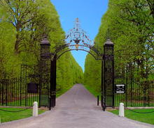 Old Westbury Gardens Gate, Old Westbury NY.png