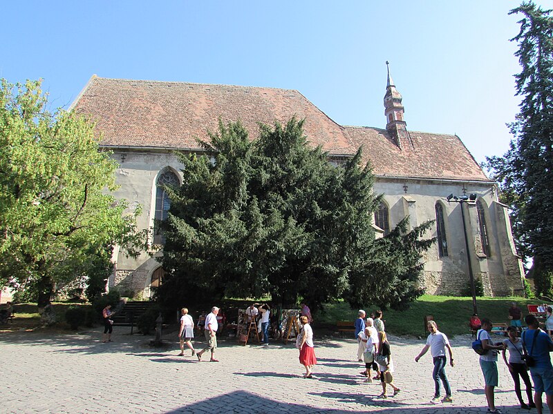 File:Biserica Manastirii din Sighisoara8.JPG