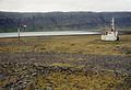 Landepiste mit Brückenhaus eines Trawlers als „Tower“ in Vestfirðir (2002)