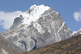 Vue du Lobuche.