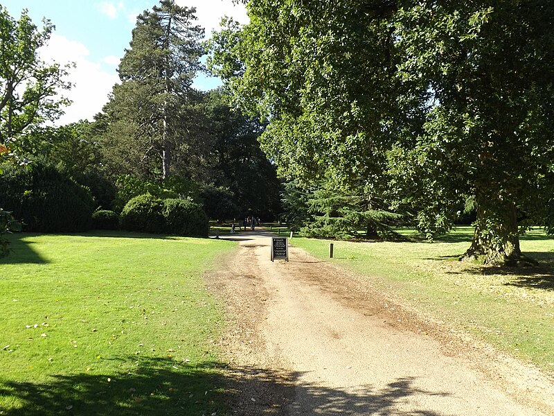 File:Path at Ixworth House - geograph.org.uk - 5170992.jpg