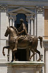 Campidoglio Hill, Marco Aurelio Statue