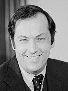 Sen. Bill Bradley (NJ) (2).jpg