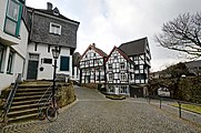 Altstadt-Ensemble am Kirchenhügel: Terstegenhaus (Heimatmuseum) mit Petrikirchenhaus