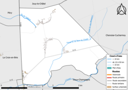 Carte en couleur présentant le réseau hydrographique de la commune