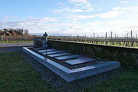 DePourtalesFamilyGrave-EtoyCemetery RomanDeckert10012023.jpg