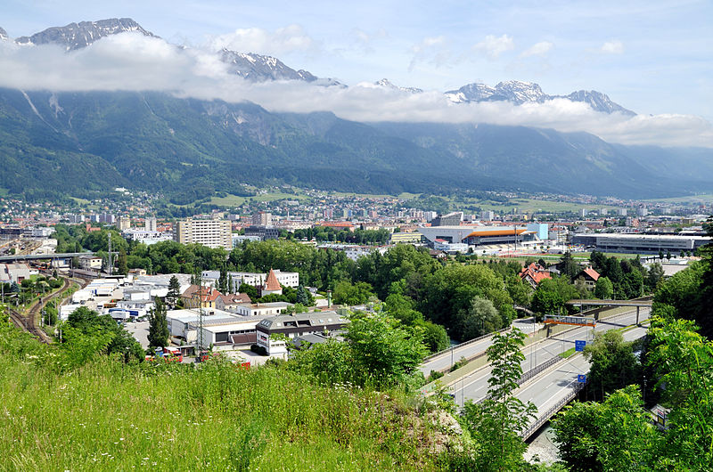 File:Innsbruck - Panorama1.jpg