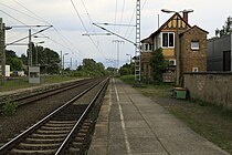 Ausgangszustand mit zwei Außenbahnsteigen und geraden Stammgleisen