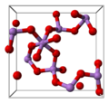 Le pentoxyde d'arsenic peut être produit par réaction avec l'ozone (ou le peroxyde d'hydrogène ou l'acide nitrique).