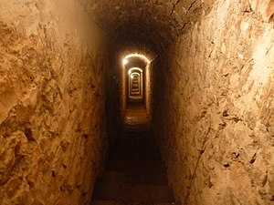 Le passage souterrain.