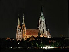 le Paulskirche (une Basilique)