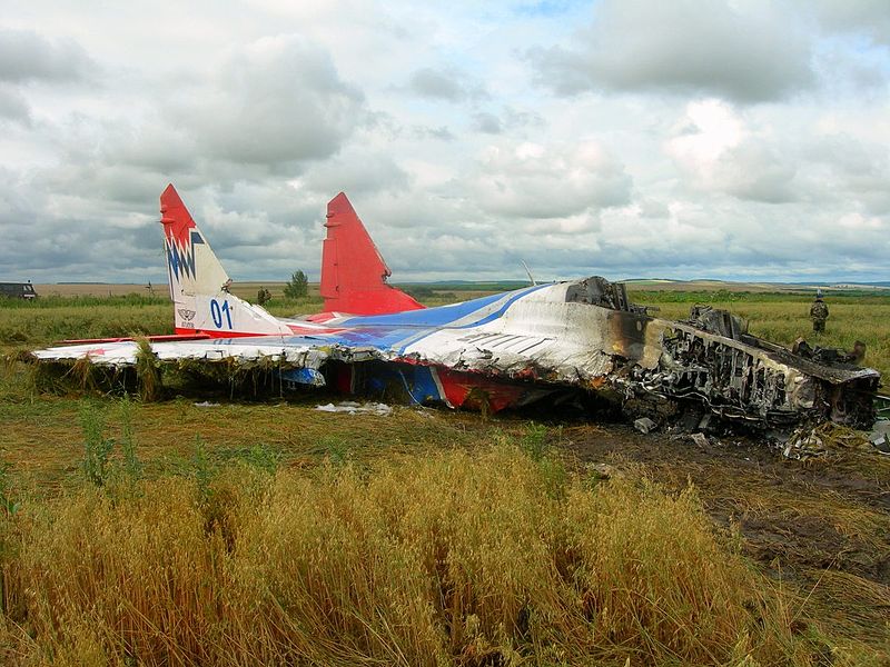 File:Crashed Strizhi MiG-29UB (2).jpg