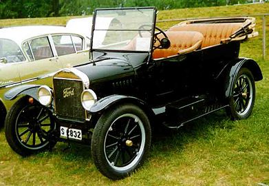 1925 Tourra