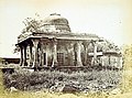 The small tomb near Roza