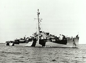 A wartime picture of USS Eversole (DE-404) underway, exact date and location unknown.