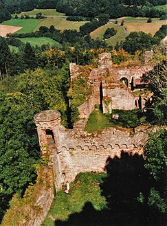 Nordflanke der Burg