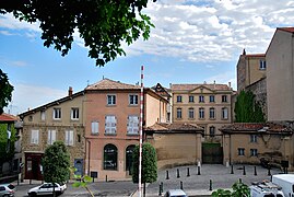 Côte des Chapeliers, home of the Marquis of Veynes.