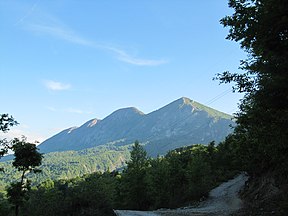 Ostseite des Dajti und Kerngebiet des Parks im Abendlicht