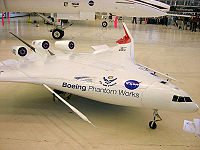 エドワーズ航空ショーの静的ディスプレイ上のX-48B（2006年）