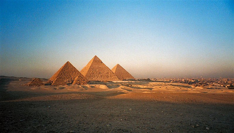 File:The Giza Pyramids Bruno Girin 2005.jpg