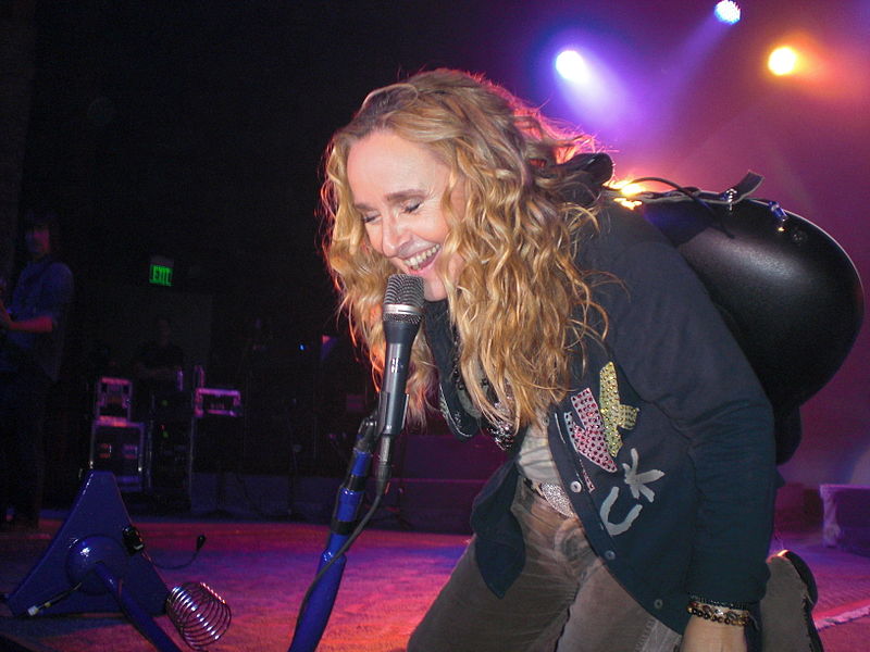 File:Melissa etheridge spirit mountain august 24 2010 live.JPG