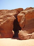 Vue de l'entrée de l'Upper Antelope Canyon.