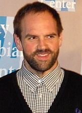 Ethan Suplee interprète Gil