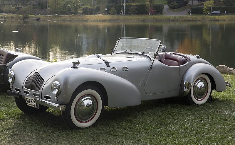 File:1950 Allard K2 in Silver Grey, front left (Greenwich 2021).jpg