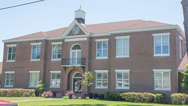 File:Brantley County Courthouse, Nahunta, GA, USA.jpg