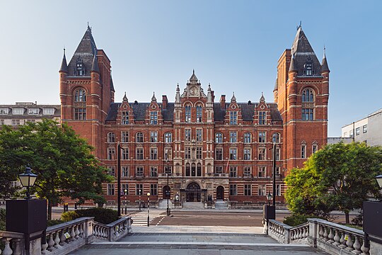 Royal College of Music in London, view from the north, Summer 2020.