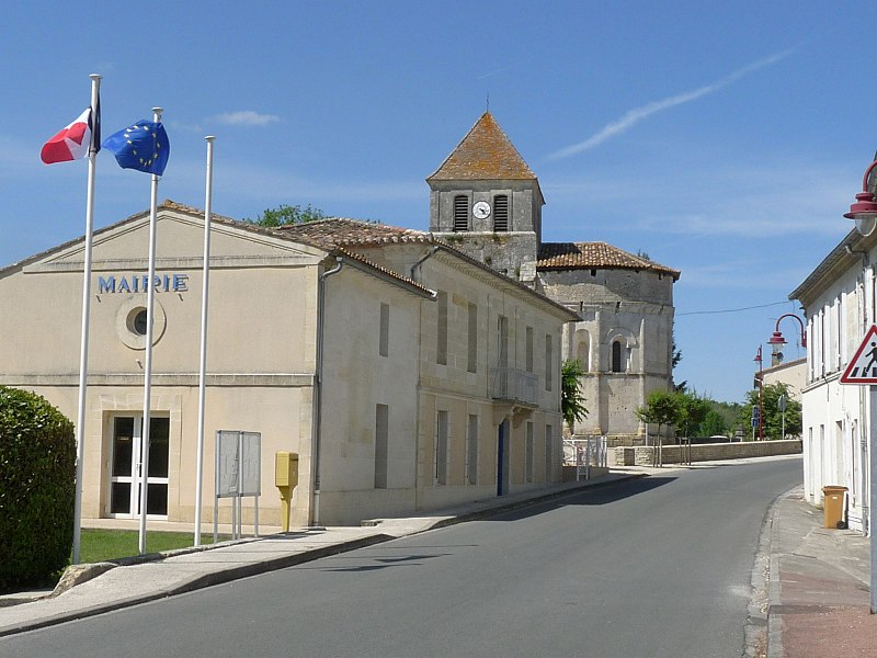 File:Stmartinbois33 mairie eg.JPG