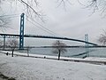 Most Ambassador Bridge cez rieku Detroit River