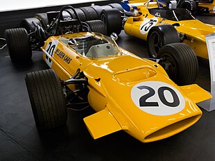 McLaren M9A