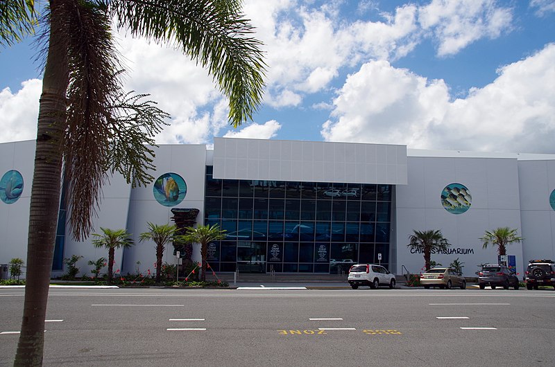 File:AU-cairns-aquarium.jpg