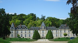 Le château d'Aveny.