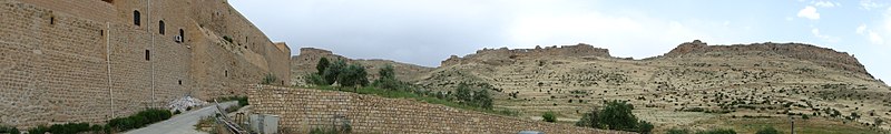 File:Panorama of Deyrul Zafaran - Ancient Syriac Monastery - Outside Mardin - Turkey (5789569706).jpg