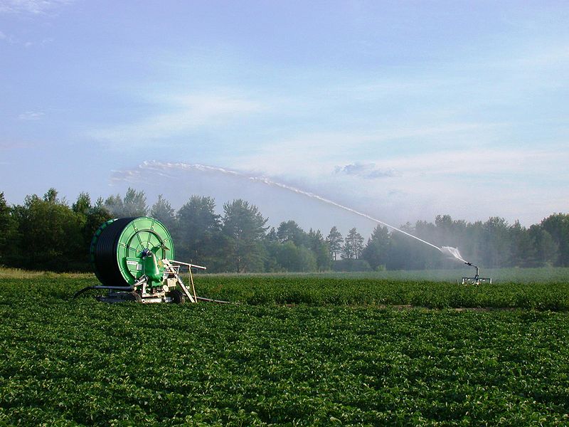 File:Swedish mobile irrigation equipment 001.JPG