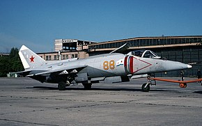 1993年のMAKSで展示されるYak-38M