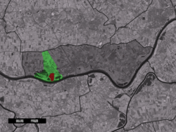 The village centre (red) and the statistical district (light green) of Haaften in the municipality of Neerijnen. The green area also comprises the smaller villages of Hellouw and Tuil. The dark green area in the southeast is Overnachtingshaven Haaften, a harbour where barges can berth for a few days.