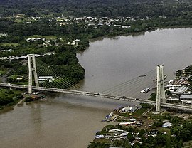 Brücke über den Río Napo