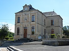 Chesnois-Auboncourt (Ardennes) mairie.JPG