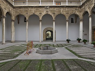 Patio de los Mármoles.