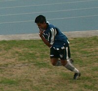 Rodrigo Dantas fazendo aquecimento em seu começo de carreira no Botafogo.