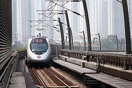 8-car West Rail line SP1900 testing in Long Ping station