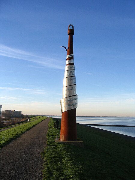 File:Monument Ede staal Delfzijl.jpg