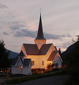 Aurdals kyrka i augusti 2010.