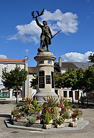 Le Poilu victorieux d'Eugène Bénet.