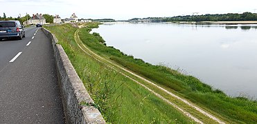 Pont de Varennes-Montsoreau, vu de la figue de Varennes.jpg